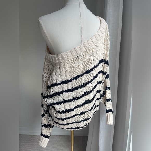 Line Crocheted Striped Sweater - Small - Picture 3 of 7